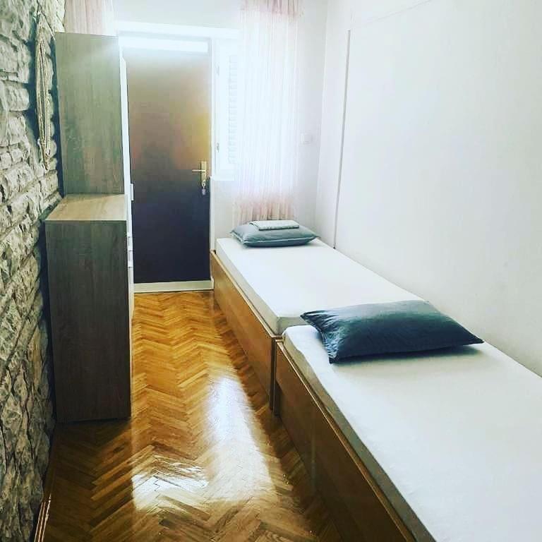 Apartment 51 Gornji Karin Oda fotoğraf